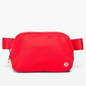 Lululemon Wear Everywhere Belt bag NWT OS